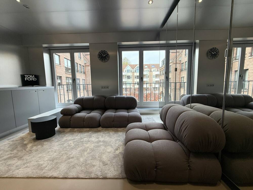 Appartement te  huur in Kortrijk 8500 2500.00€ 1 slaapkamers 60.00m² - Zoekertje 648549
