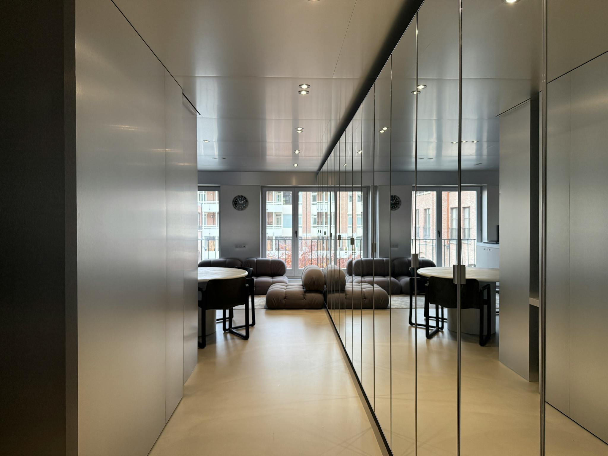 Appartement te  huur in Kortrijk 8500 2500.00€ 1 slaapkamers 60.00m² - Zoekertje 648549