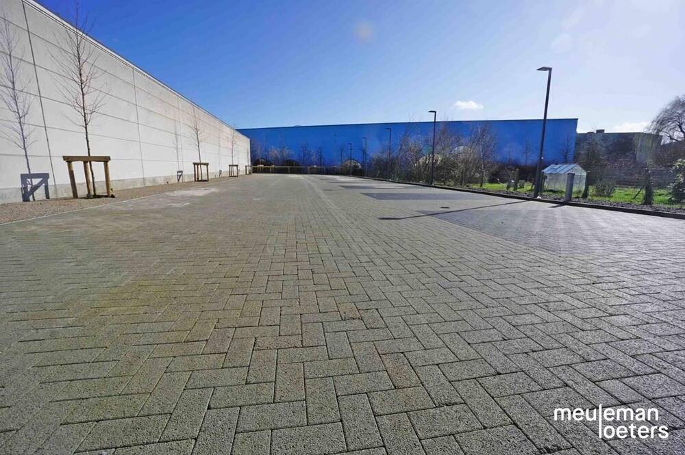 Parking & garage te huur in Oostkamp 8020 53.24€ slaapkamers m² - Zoekertje 173753