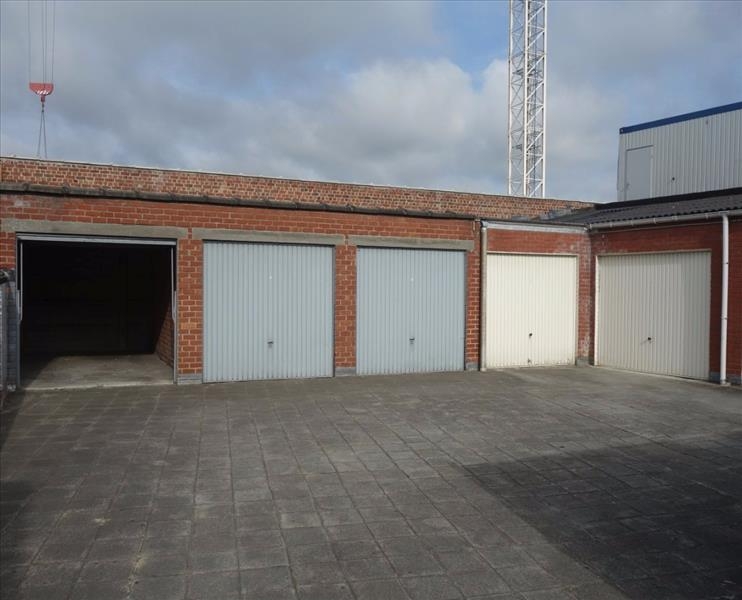Parking & garage te  koop in Roeselare 8800 115000.00€ 0 slaapkamers m² - Zoekertje 964