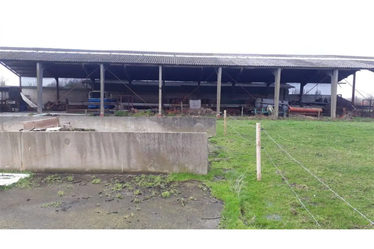 Handelszaak te  huur in Markegem 8720 880.00€  slaapkamers m² - Zoekertje 443