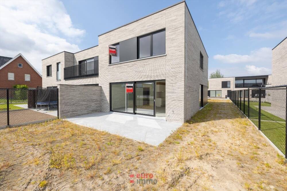 Appartement te  koop in Torhout 8820 399000.00€  slaapkamers m² - Zoekertje 14837