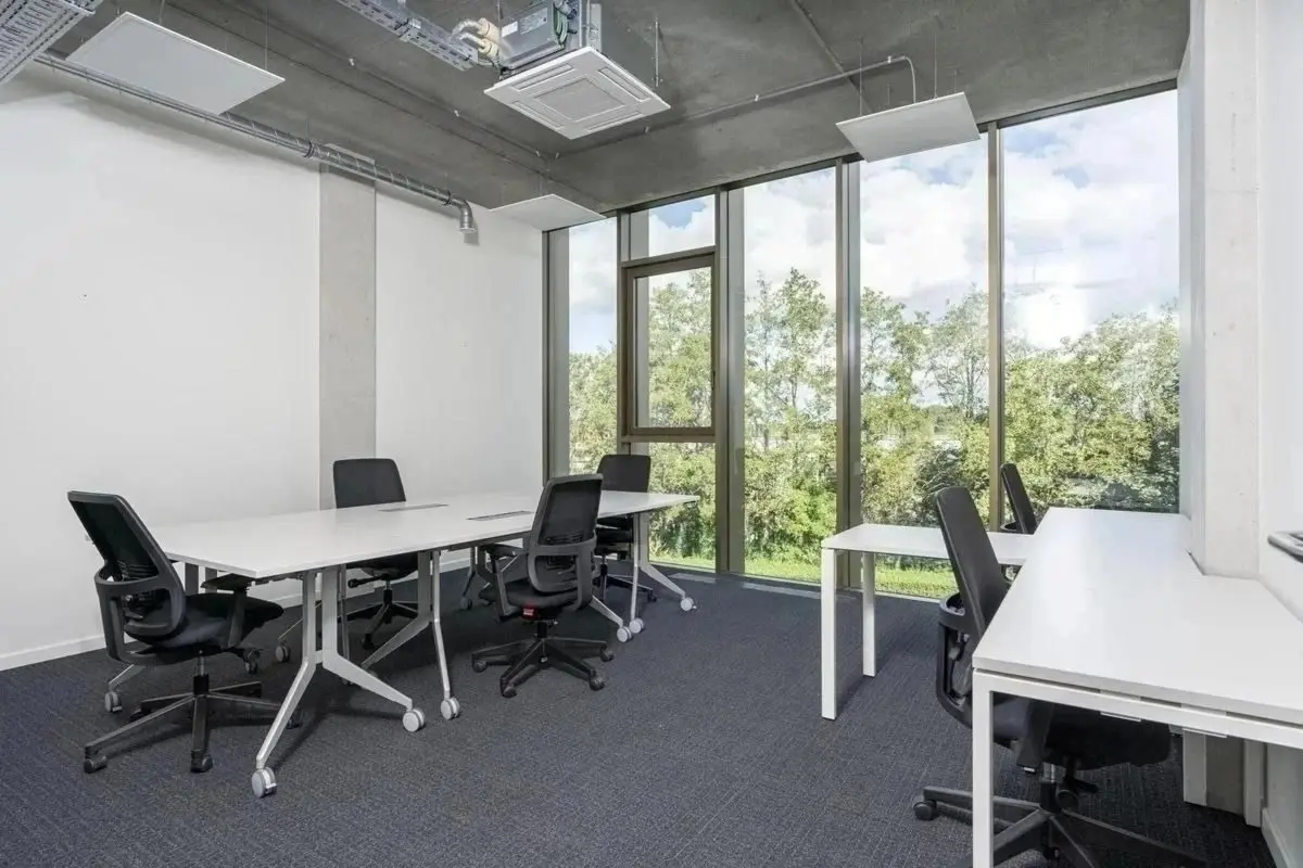 Handelszaak te  huur in Kortrijk 8500 1149.00€ 0 slaapkamers m² - Zoekertje 1753