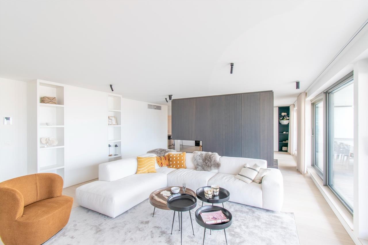 Penthouse te in Oostende 8400 2373750.00€ 3 slaapkamers 276.00m² - Zoekertje 2012
