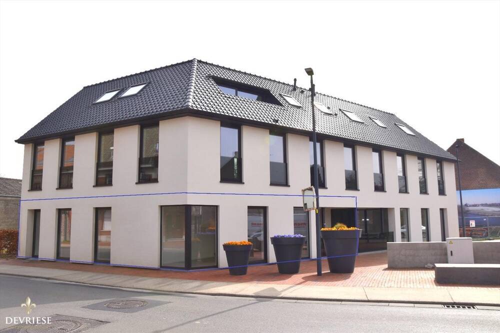 Appartement te  koop in Spiere-Helkijn 8587 189000.00€ 2 slaapkamers 90.00m² - Zoekertje 2876