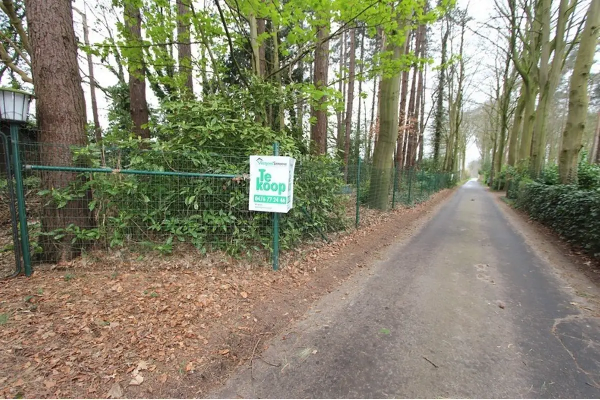 Bouwgrond te  koop in Jabbeke 8490 215000.00€  slaapkamers m² - Zoekertje 2304