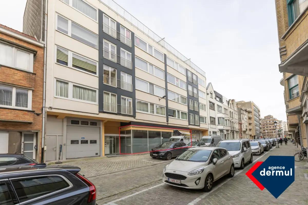 Handelszaak te  koop in Oostende 8400 275000.00€  slaapkamers 190.00m² - Zoekertje 2861