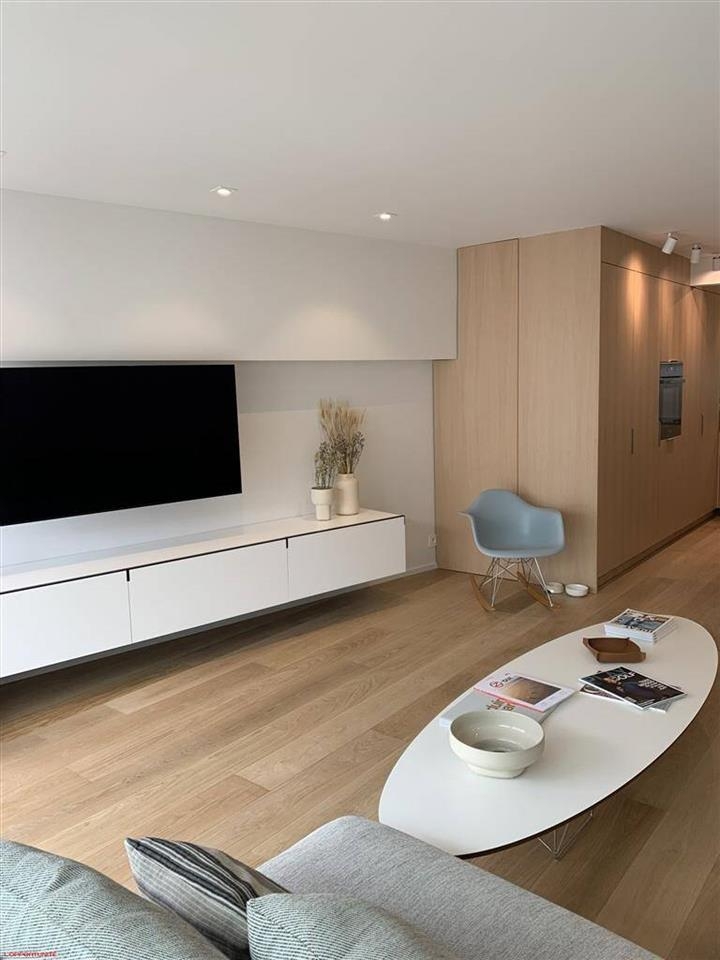 Appartement te  huur in Knokke-Heist 8300 1950.00€ 2 slaapkamers 85.00m² - Zoekertje 2746