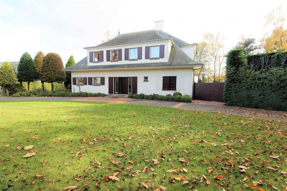Villa te  koop in Waregem 8790 850000.00€ 3 slaapkamers 350.00m² - Zoekertje 685383