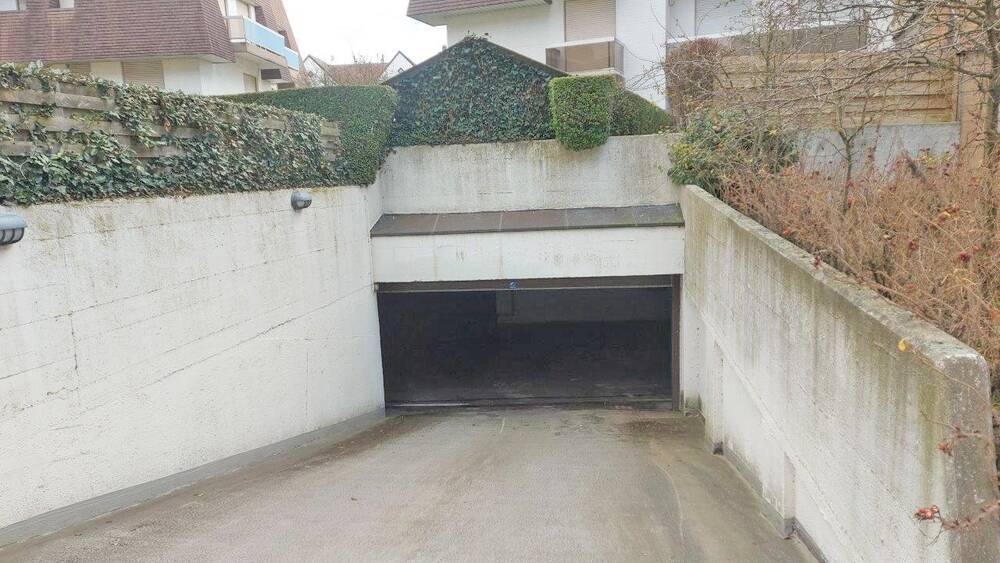 Parking & garage te  koop in Knokke-Heist 8300 88000.00€  slaapkamers m² - Zoekertje 1623