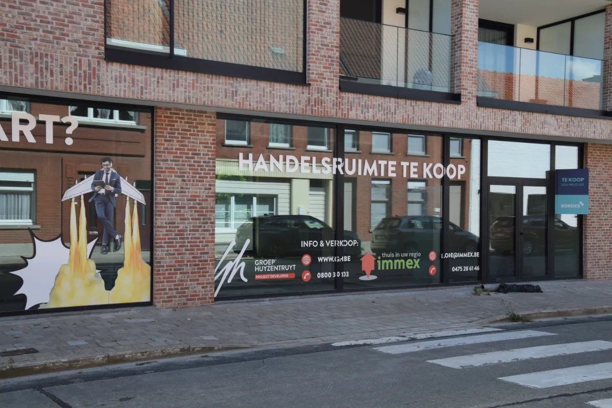 Handelszaak te  koop in Desselgem 8792 202351.00€  slaapkamers 119.00m² - Zoekertje 3654