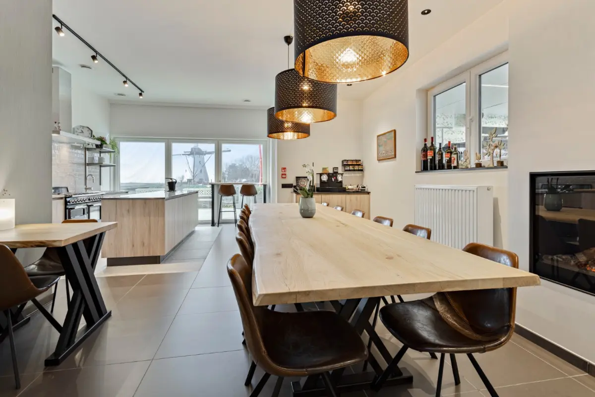 Handelszaak te  koop in Veurne 8630 0.00€  slaapkamers m² - Zoekertje 3580