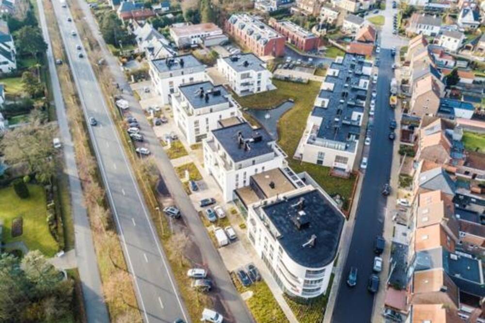 Parking & garage te  koop in Sint-Michiels 8200 15000.00€  slaapkamers 0.00m² - Zoekertje 750849