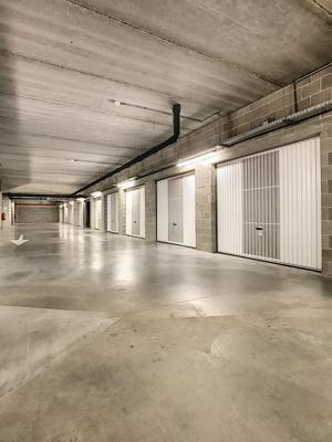 Parking & garage te  koop in Brugge 8000 60000.00€  slaapkamers 29.00m² - Zoekertje 1363047