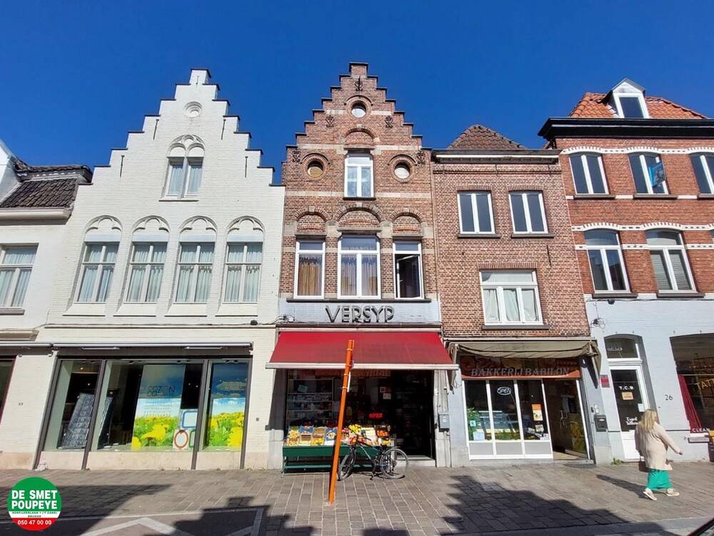 Handelszaak te  koop in Brugge 8000 495000.00€  slaapkamers m² - Zoekertje 5897