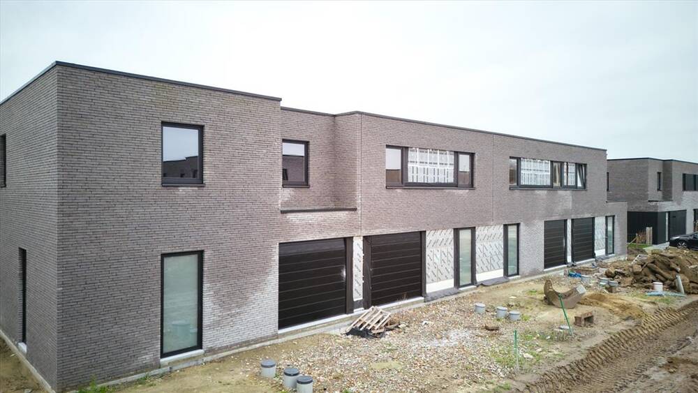 Huis te  koop in Oudenburg 8460 320500.00€ 4 slaapkamers 153.00m² - Zoekertje 1363784