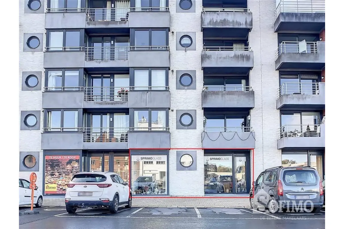 Handelszaak te  koop in Ieper 8900 222480.00€  slaapkamers 135.00m² - Zoekertje 6861