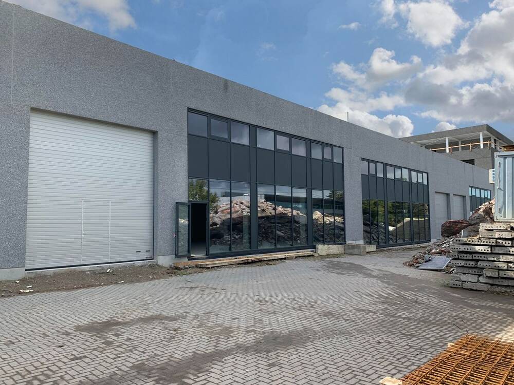 Handelszaak te huur in Vichte 8570 5330.00€ slaapkamers 1130.00m² - Zoekertje 7283