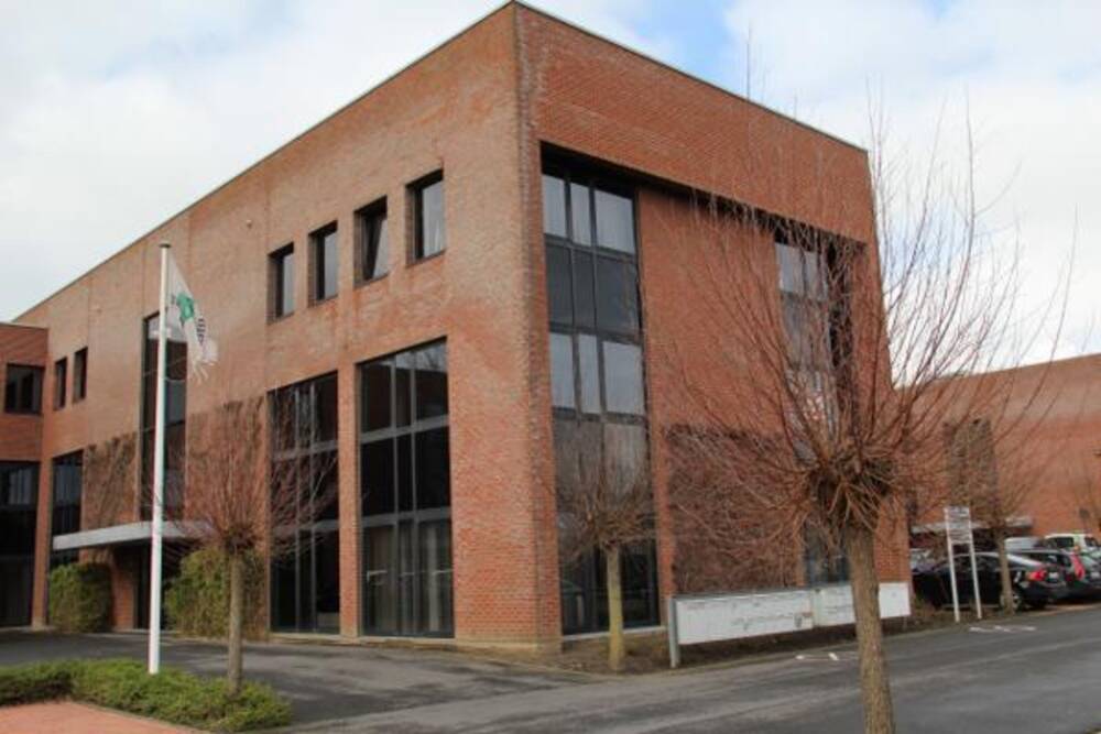 Appartementsgebouw te  koop in Roeselare 8800 235000.00€  slaapkamers 0.00m² - Zoekertje 766759