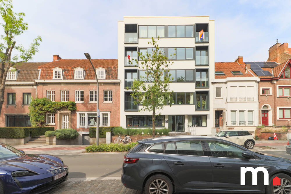 Appartement te  huur in Kortrijk 8500 1200.00€ 1 slaapkamers 90.00m² - Zoekertje 274501