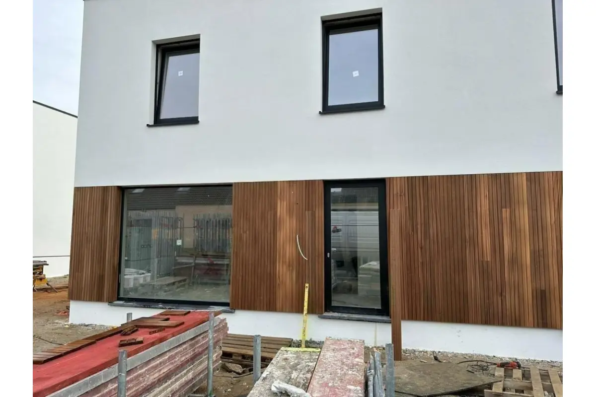 Huis te  koop in Wevelgem 8560 328753.00€ 3 slaapkamers 142.00m² - Zoekertje 8713