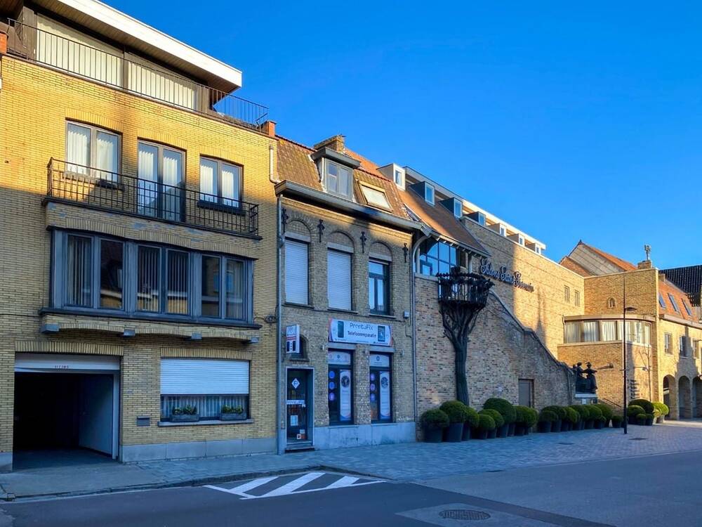 Handelszaak te huur in Diksmuide 8600 650.00€ slaapkamers m² - Zoekertje 10403