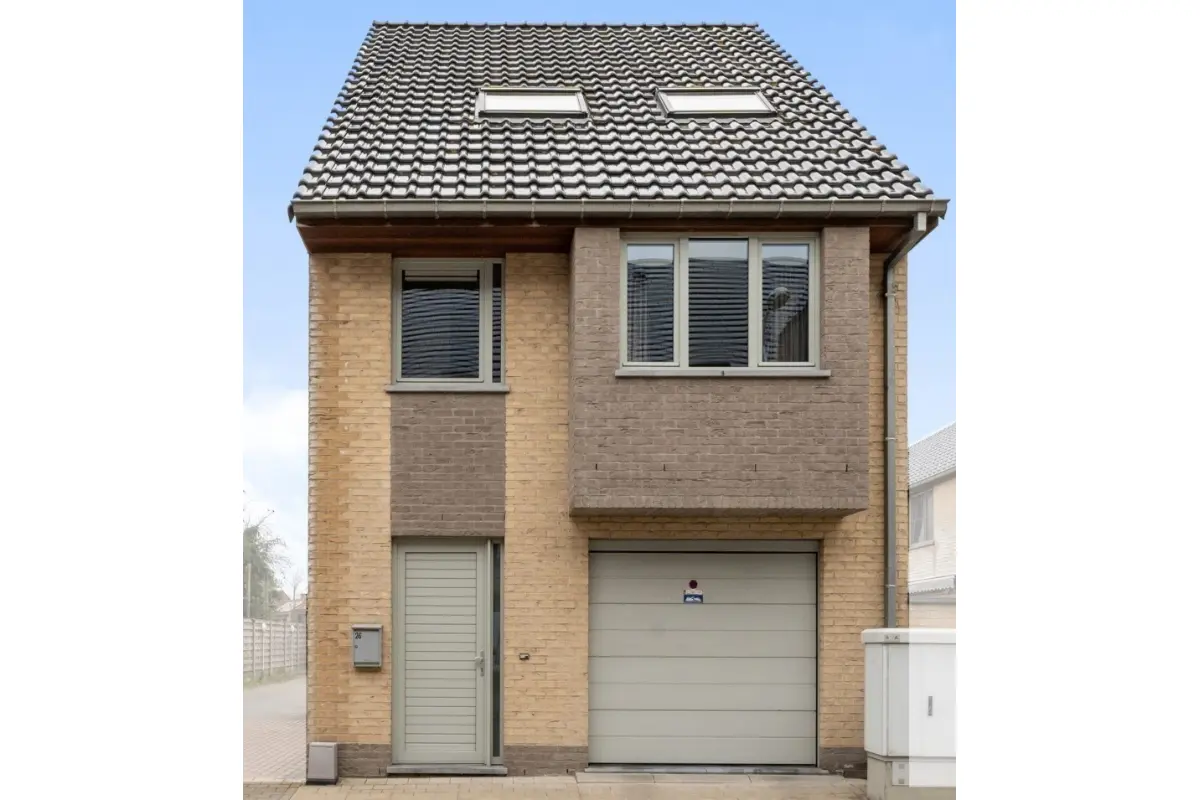 Huis te  koop in Koekelare 8680 289000.00€ 2 slaapkamers m² - Zoekertje 9265