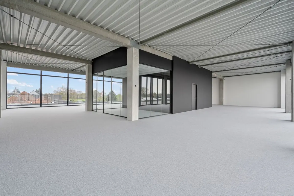 Handelszaak te  huur in Lendelede 8860 3427.00€  slaapkamers 419.00m² - Zoekertje 10817