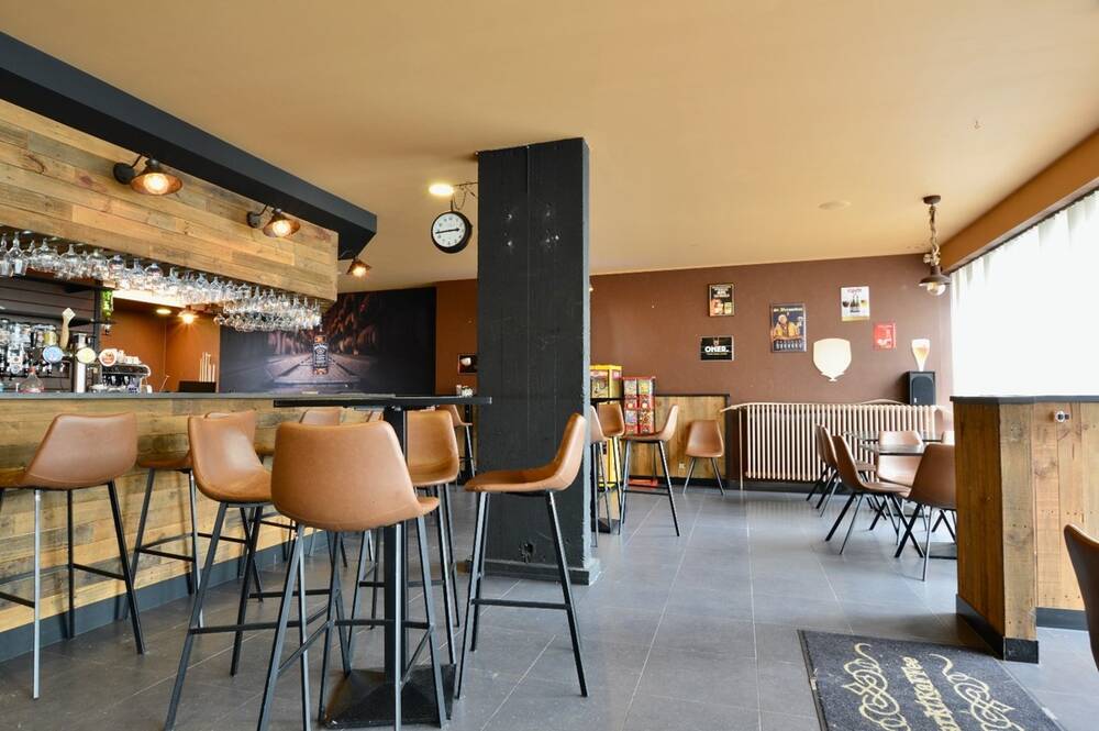 Handelszaak te  koop in Eernegem 8480 299000.00€  slaapkamers m² - Zoekertje 12464