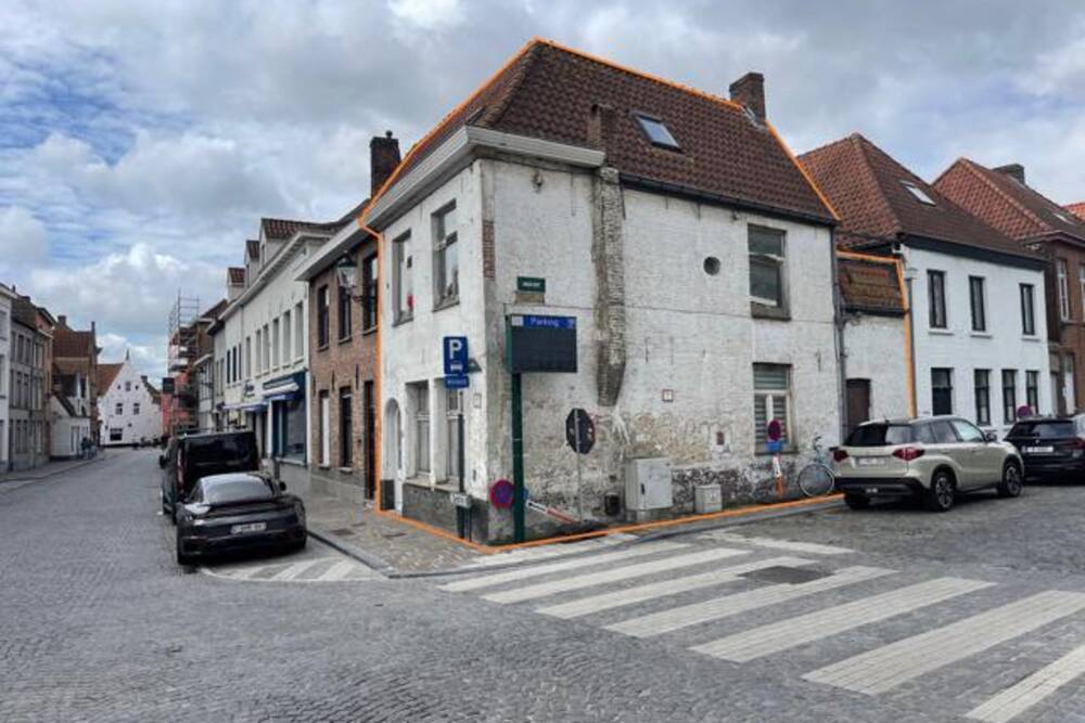 Mixgebouw te  koop in Brugge 8000 289000.00€ 3 slaapkamers m² - Zoekertje 987539