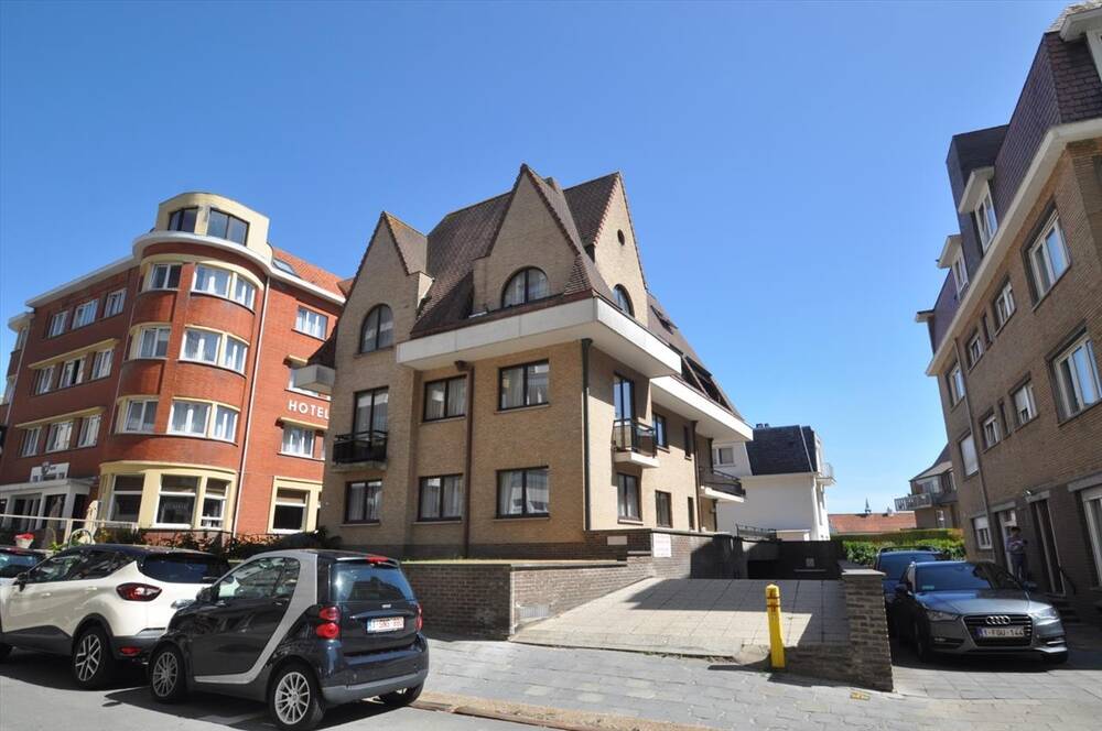 Parking & garage te  koop in Heist-aan-Zee 8301 65000.00€  slaapkamers m² - Zoekertje 1366727