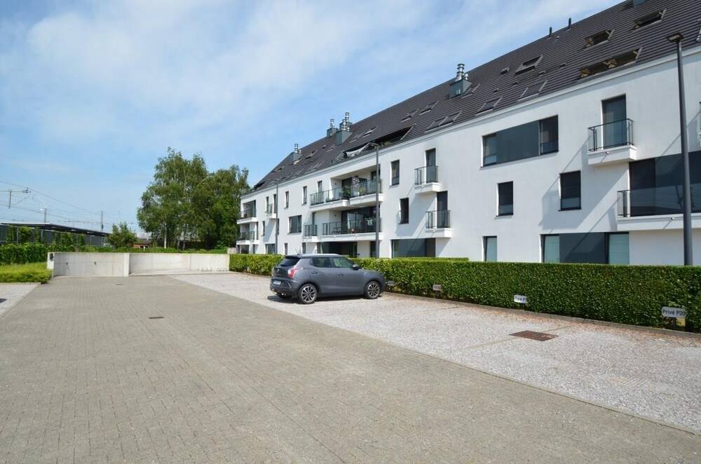 Parking te  huur in Beernem 8730 40.00€  slaapkamers m² - Zoekertje 1366758