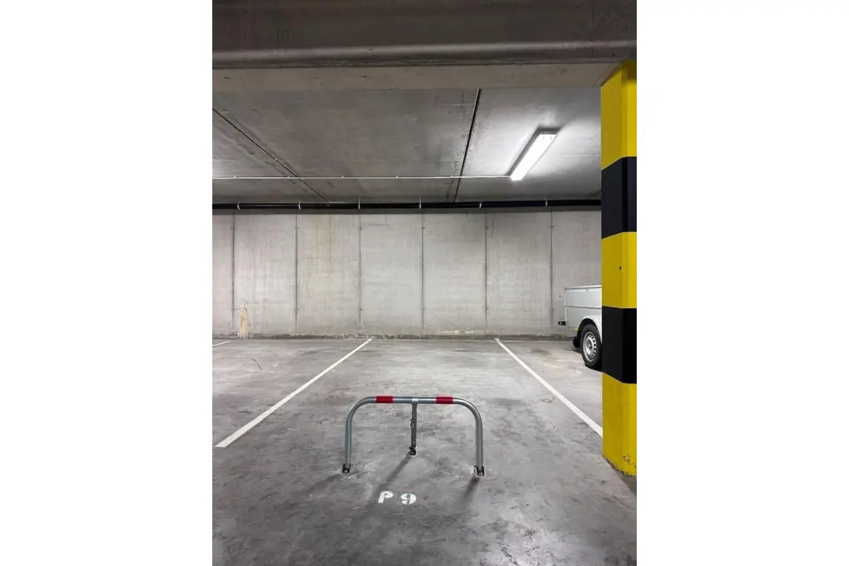 Parking & garage te  huur in Gistel 8470 69.00€  slaapkamers m² - Zoekertje 13746