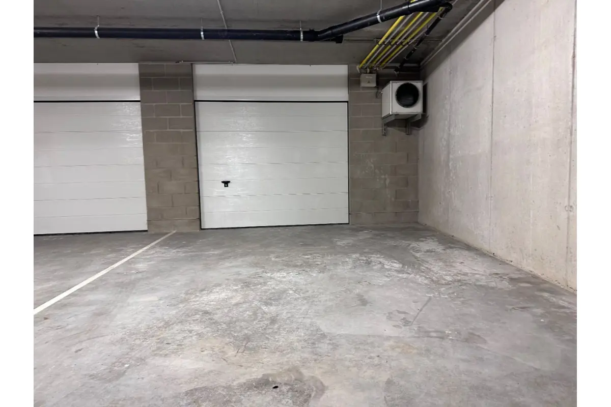 Parking & garage te  koop in Gistel 8470 39000.00€  slaapkamers m² - Zoekertje 14045