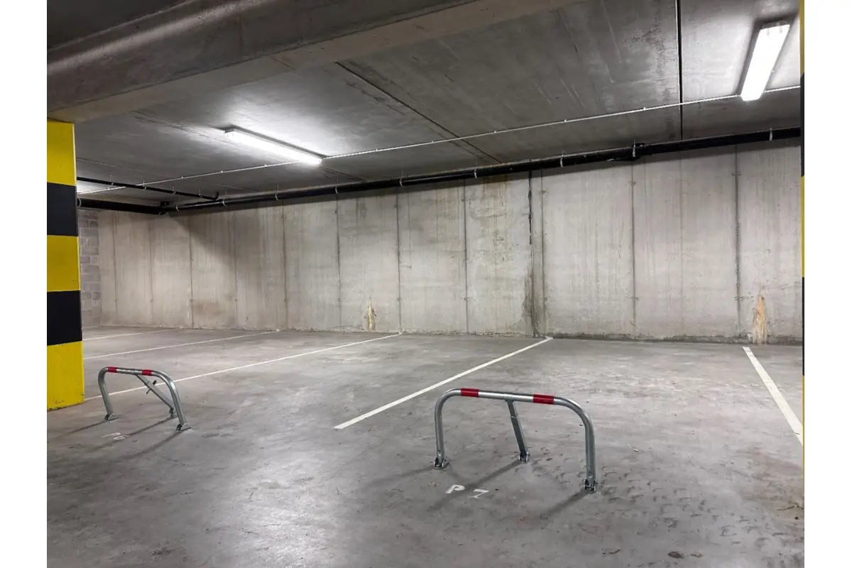 Parking & garage te  koop in Gistel 8470 12500.00€  slaapkamers m² - Zoekertje 13802