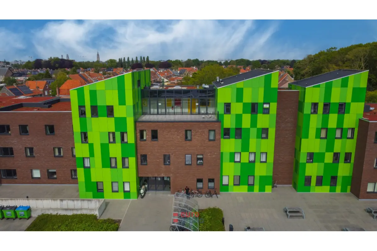 Kot te  koop in Brugge 8000 137500.00€  slaapkamers 17.00m² - Zoekertje 13839