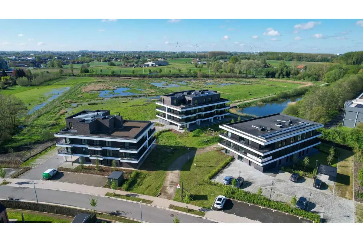 Appartement te  koop in Deerlijk 8540 240000.00€ 1 slaapkamers 75.00m² - Zoekertje 163509