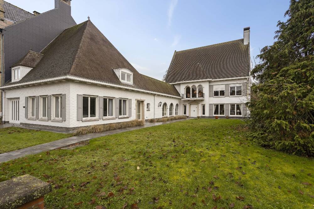 Villa te  koop in Veurne 8630 995000.00€ 5 slaapkamers 743.00m² - Zoekertje 1062241