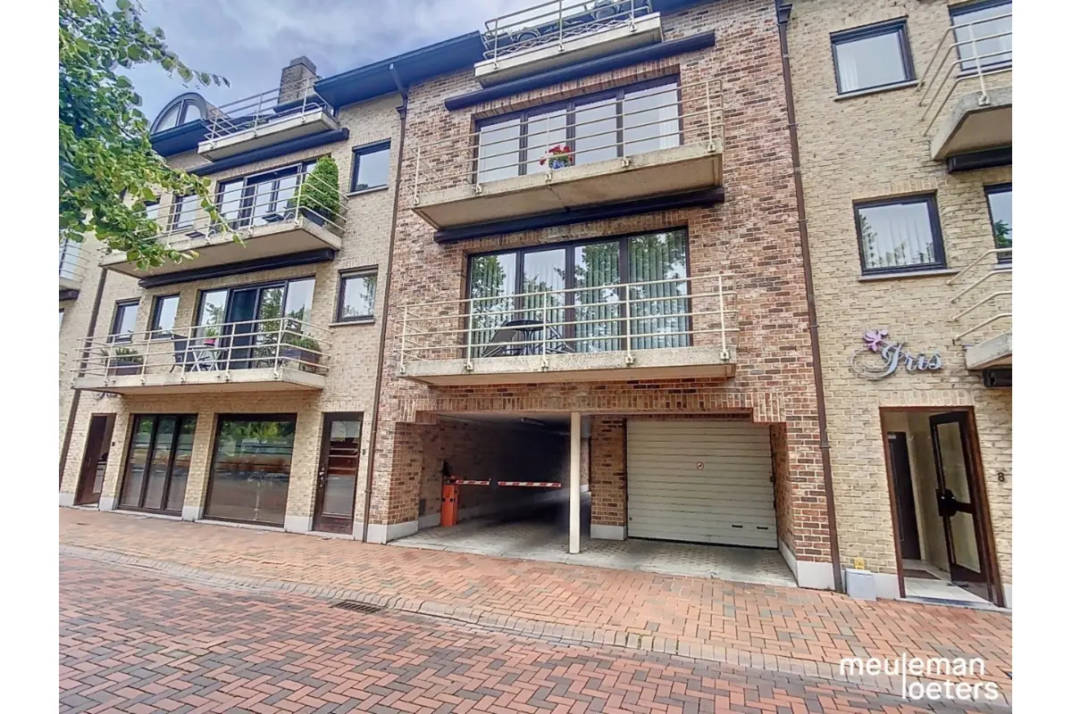 Parking & garage te  huur in Oostkamp 8020 35.00€  slaapkamers m² - Zoekertje 16273