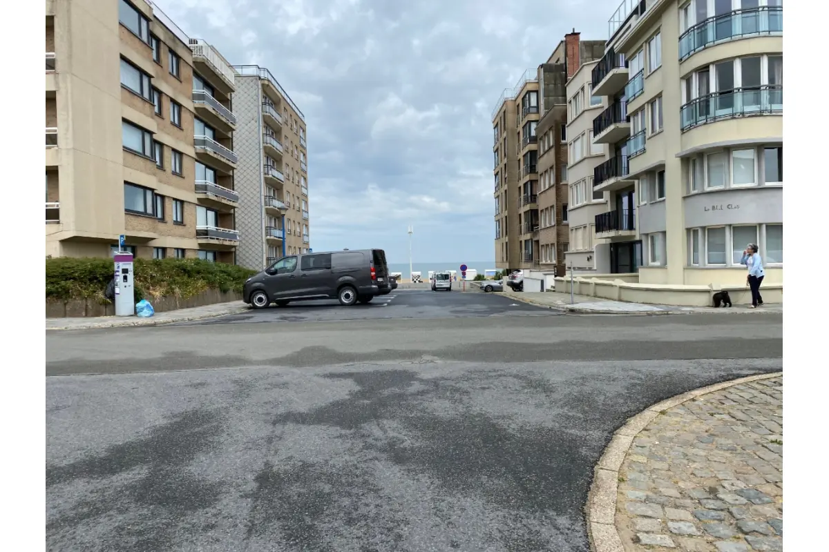 Parking & garage te  koop in Koksijde 8670 50000.00€  slaapkamers m² - Zoekertje 15590