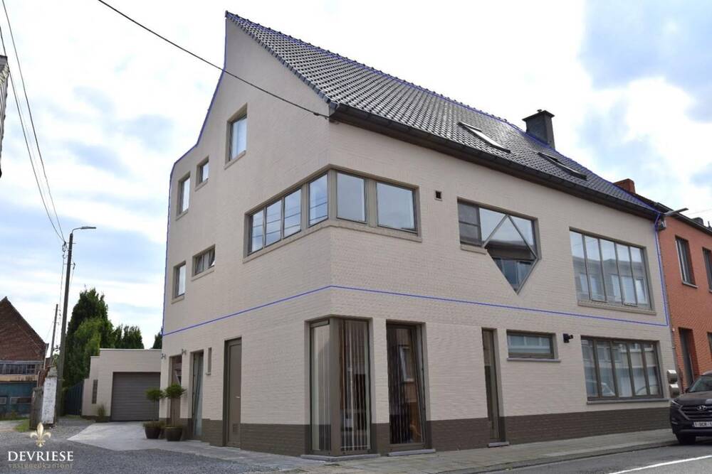 Appartement te  koop in Gullegem 8560 450000.00€ 5 slaapkamers 200.00m² - Zoekertje 1112140