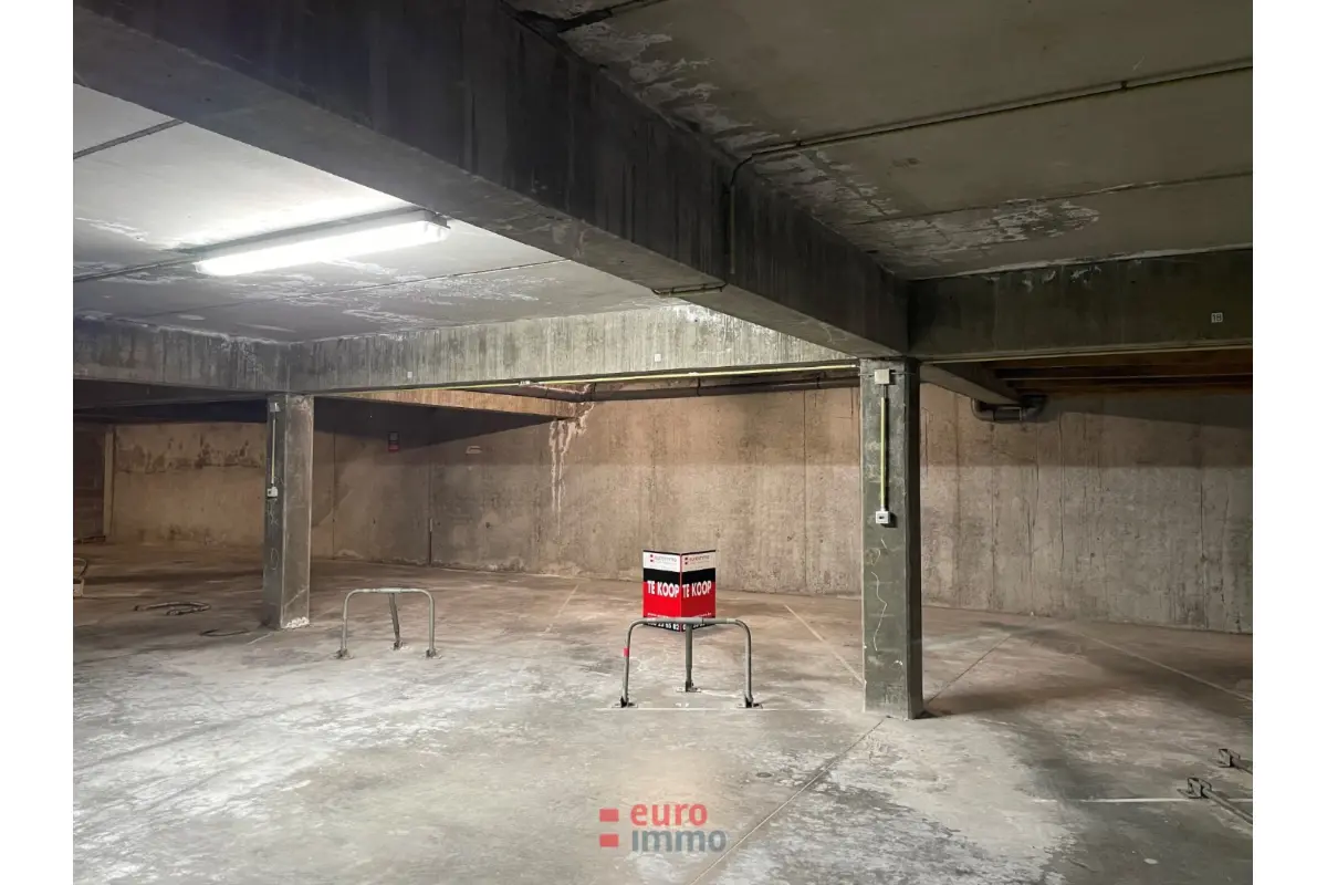 Parking te  koop in Nieuwpoort 8620 35000.00€  slaapkamers m² - Zoekertje 17299