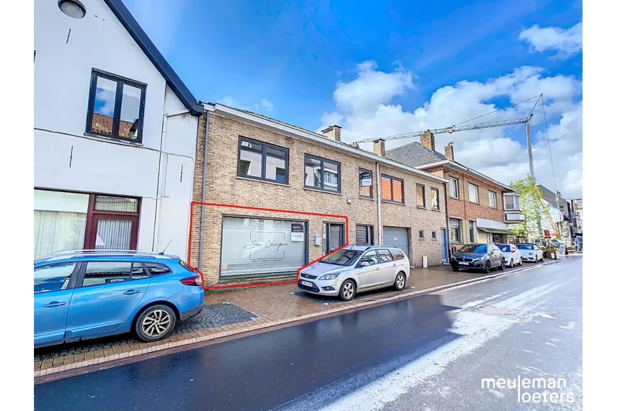 Handelszaak te  huur in Oostkamp 8020 495.00€  slaapkamers m² - Zoekertje 18229