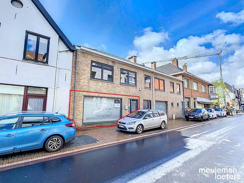 Handelszaak te huur in Oostkamp 8020 495.00€ slaapkamers m² - Zoekertje 18229