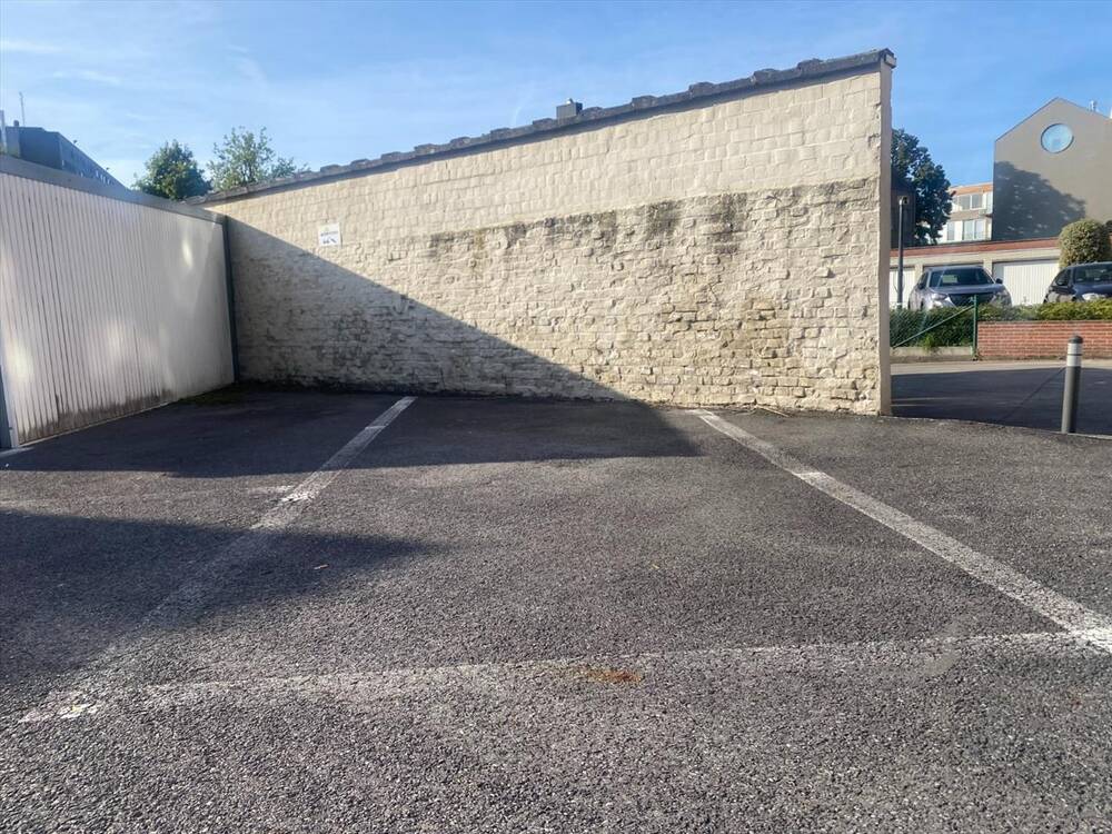 Parking & garage te  huur in Waregem 8790 40.00€  slaapkamers m² - Zoekertje 18495