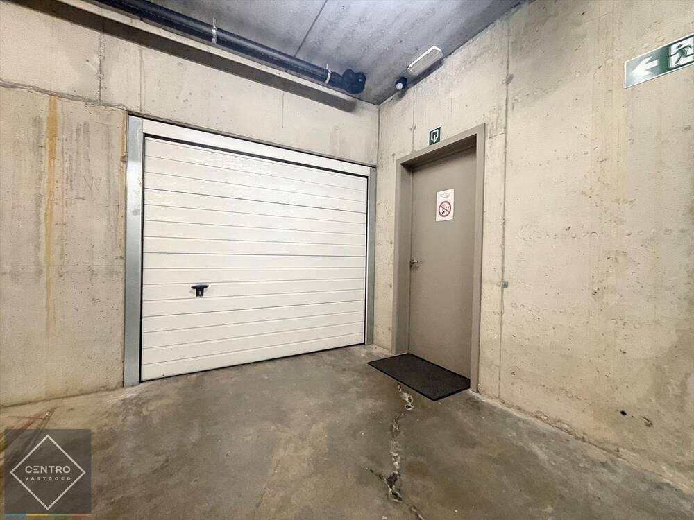 Parking & garage te  koop in Roeselare 8800 22500.00€  slaapkamers 16.00m² - Zoekertje 1369724