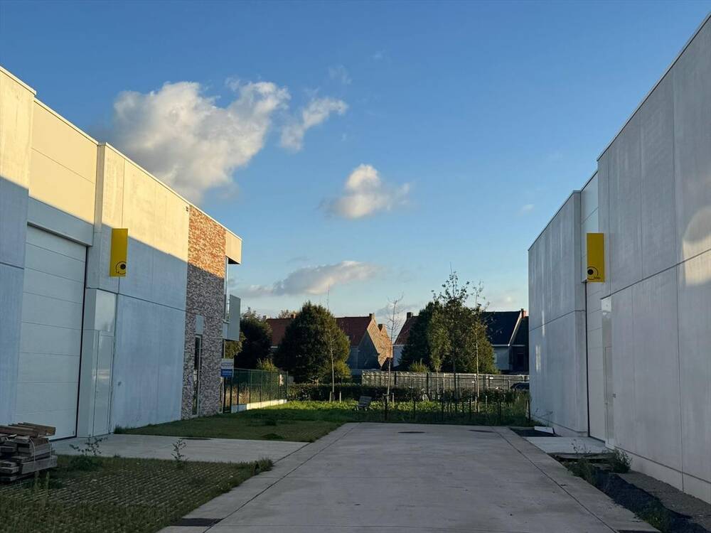 Handelszaak te koop in Harelbeke 8530 0.00€ slaapkamers m² - Zoekertje 360516