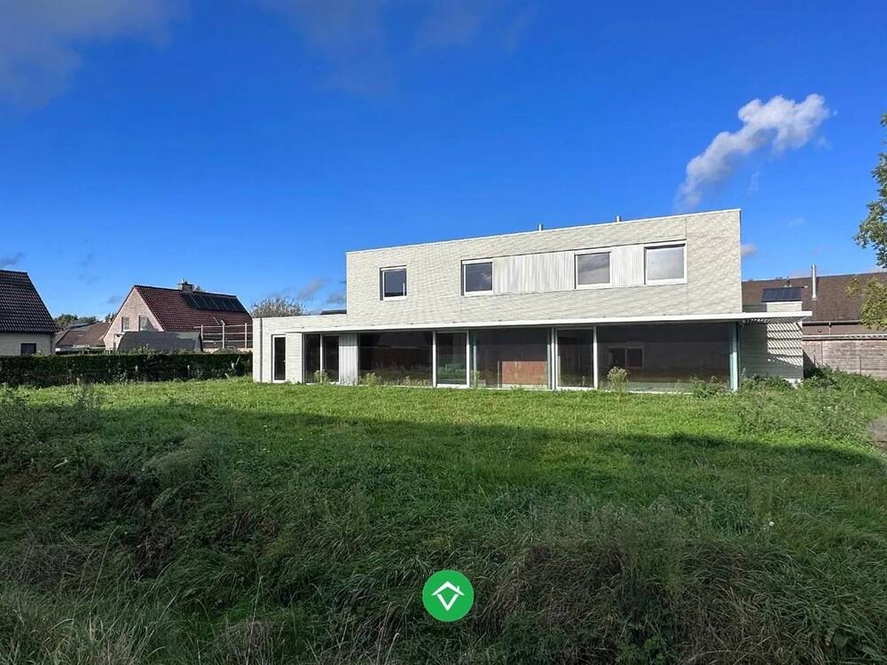 Huis te koop in Torhout 8820 695195.00€ 3 slaapkamers 283.00m² - Zoekertje 19388