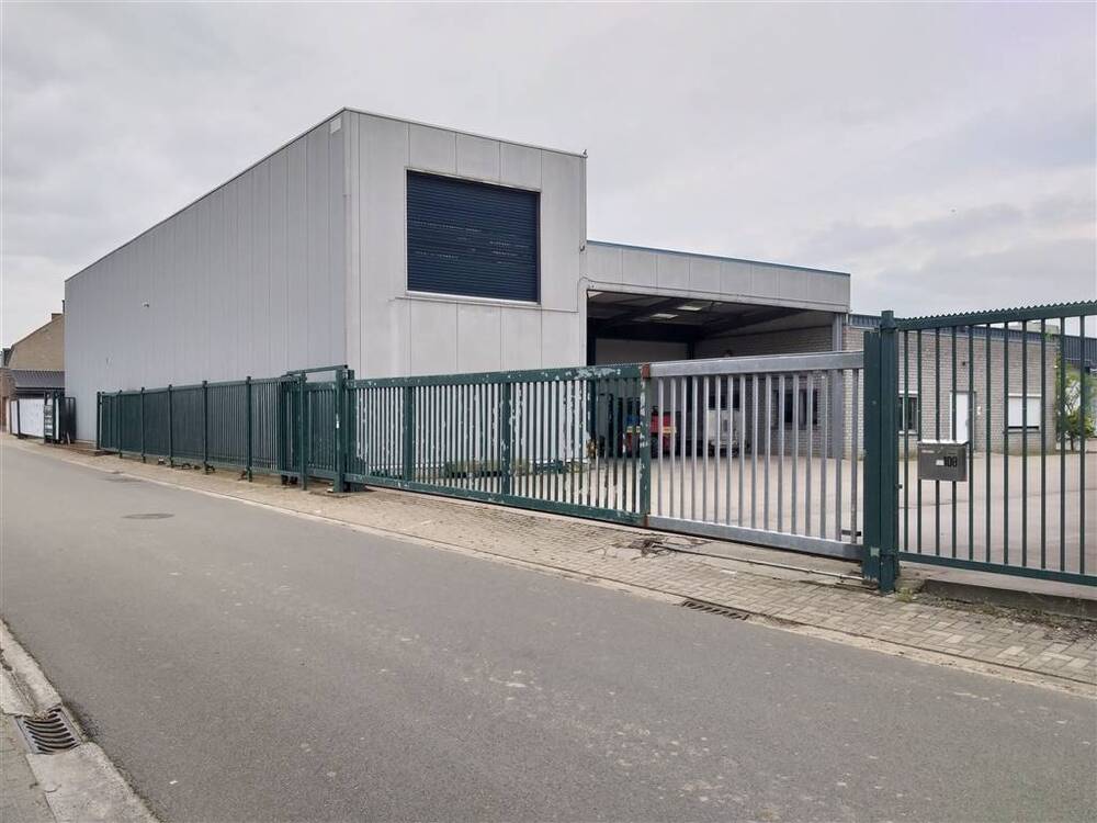 Handelszaak te  koop in Ingelmunster 8770 625000.00€  slaapkamers m² - Zoekertje 21055