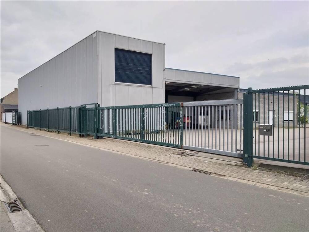 Handelszaak te  koop in Ingelmunster 8770 625000.00€  slaapkamers m² - Zoekertje 21055